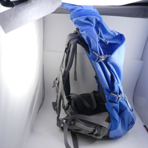 Mystery Ranch Coulee 40 Backpack Women\'s XS/S Light Blue Hiking Pack NWOT main image 6